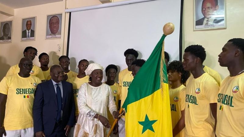 Afrobasket U18 – Remise du drapeau national : Khady Diène Gaye galvanise les « Lionceaux »