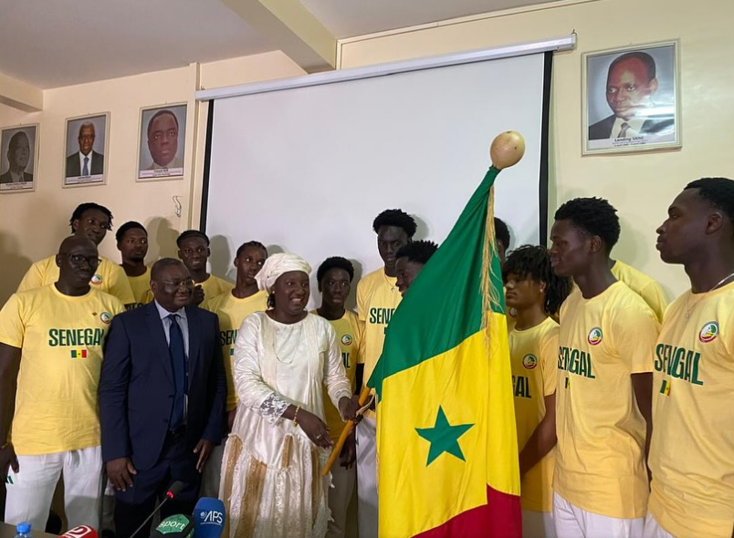 Afrobasket U18 – Remise du drapeau national : Khady Diène Gaye galvanise les « Lionceaux »