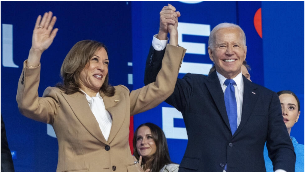 Joe Biden passe le relais à Kamala Harris à la convention démocrate à Chicago