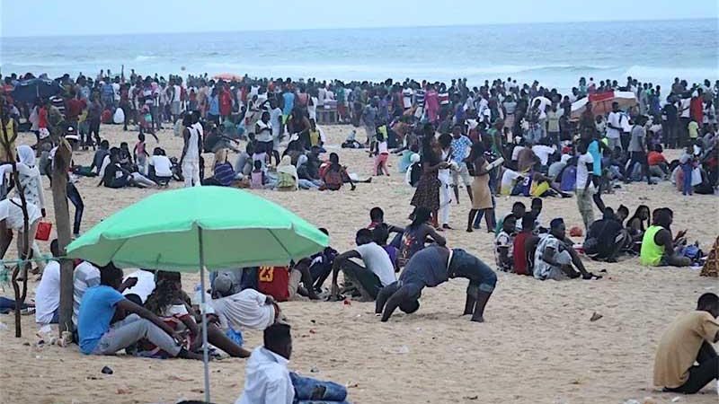 VACANCES D’ETE : Les plages, la nouvelle aubaine contre la chaleur !