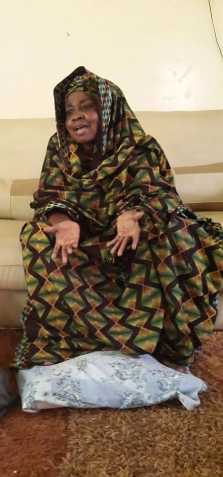 Biographie de Sokhna Asta Walo Mbacké, Fille Aînée de Cheikh Saliou Mbacké