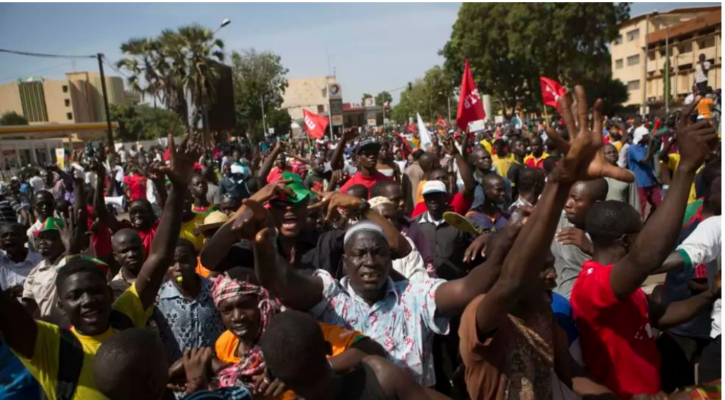 Burkina Faso: il y a dix ans, une insurrection mettait fin au règne de Blaise Compaoré