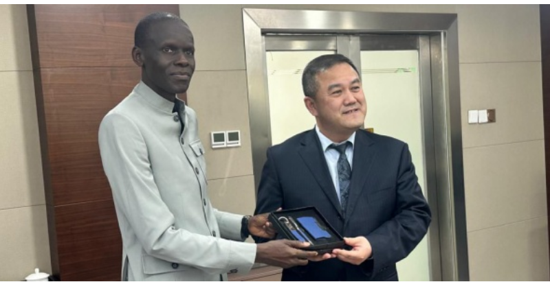 Chine : Les étapes importantes de la visite de Waly Diouf Bodiang, DG du Port