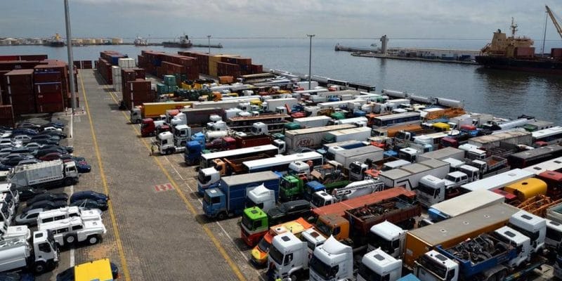 Port de Dakar : la Douane réclame plus de 800 milliards F Cfa à…