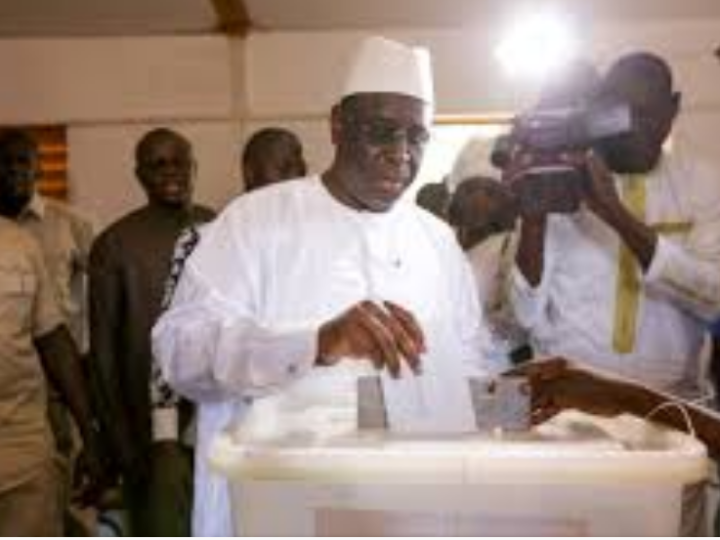 L’ancien président Macky Sall ne pourra pas voter aux législatives du 17 novembre : voici pourquoi !