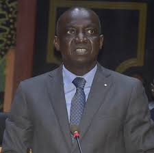 AN: Revivez le cours magistral du ministre Moustapha Ba aux députés sur l’endettement du Sénégal