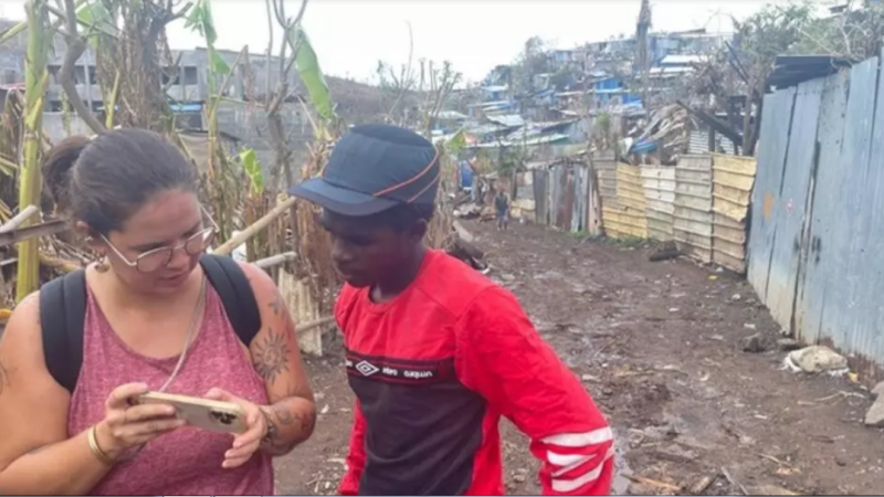 Cyclone Chido à Mayotte: au bidonville Majicavo Koropa, une enseignante recherche les élèves disparus