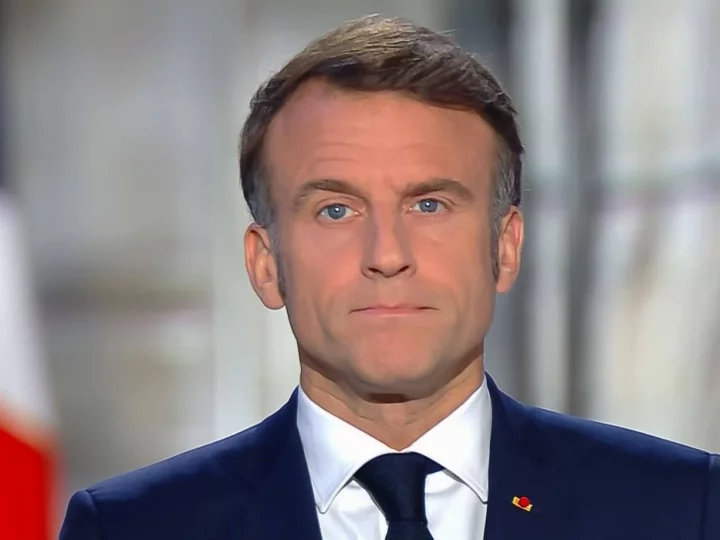 « De faux intellectuels » : Emmanuel Macron s’en prend à Kemi Seba, Nathalie Yamb et Cie