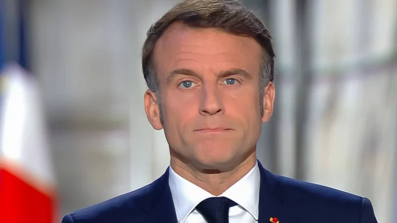 « De faux intellectuels » : Emmanuel Macron s’en prend à Kemi Seba, Nathalie Yamb et Cie