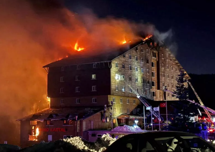 Turquie: un incendie dans un hôtel d’une station de ski fait au moins 66 morts